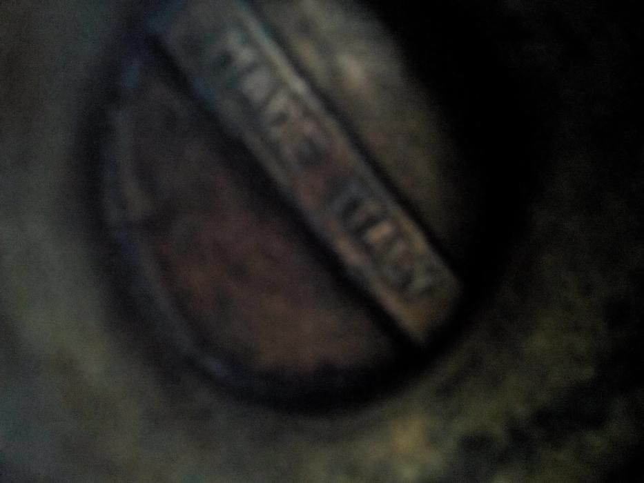 Járros bonitos em brônze antigo