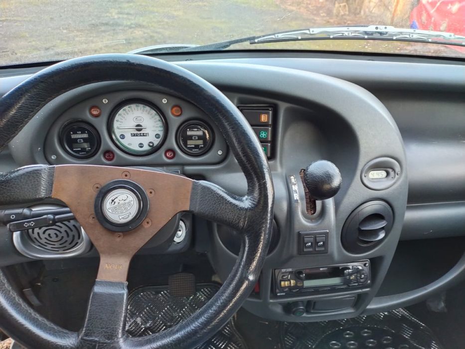 Tasso Bingo Microcar Aixam czterokolowiec lekki 45 km/h