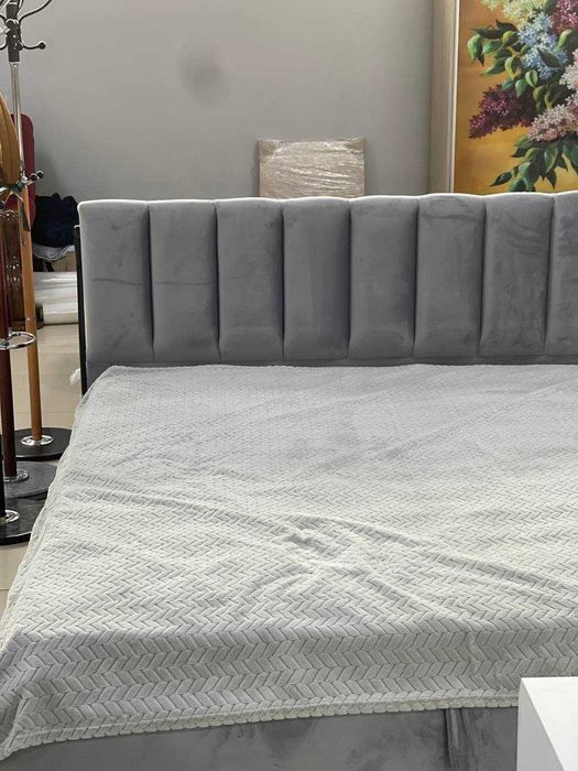 М'яке ліжко "Монро" 160*200 см з металевим каркасом