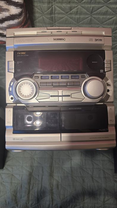 Sprzedam Wieżę  Philips