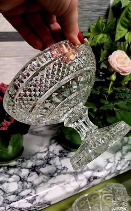 Хрустальные конфетницы корзинки