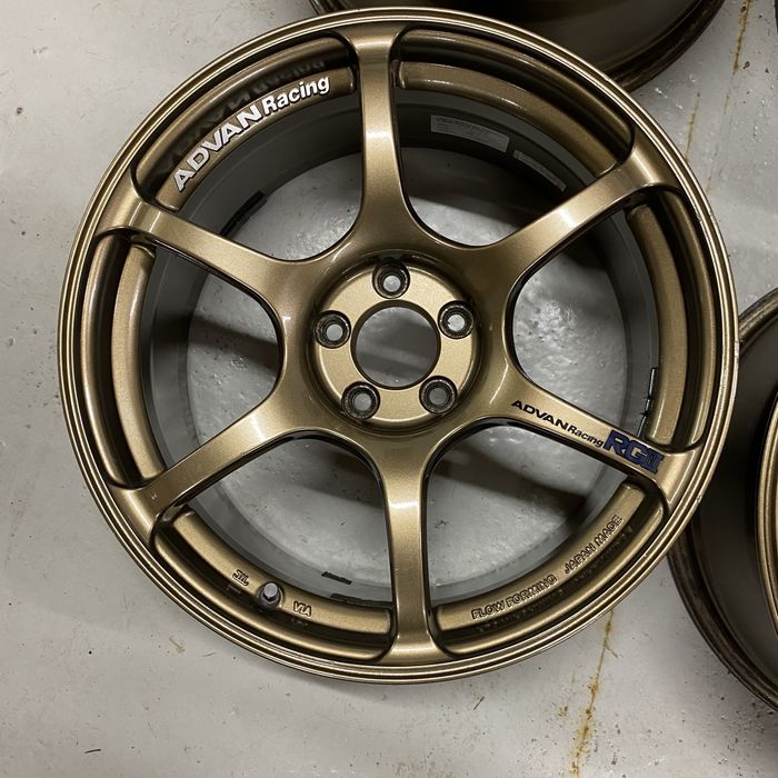 Felgi Advan Racing RG3 17x8 5x100 ET48 Subaru Impreza Forester STI