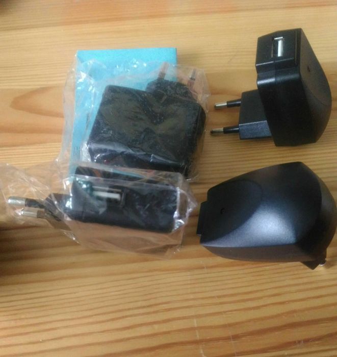 Adapter Ładowarka USB 5V 1000mA-1A lub 5V 500mA z kontrolką led