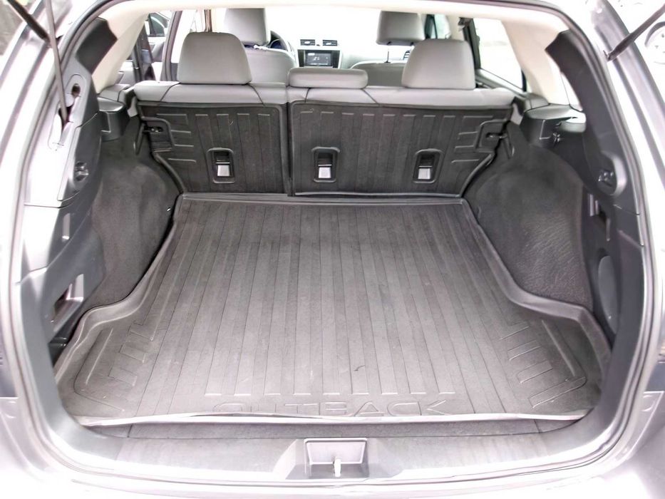 Subaru Outback Limited      2018