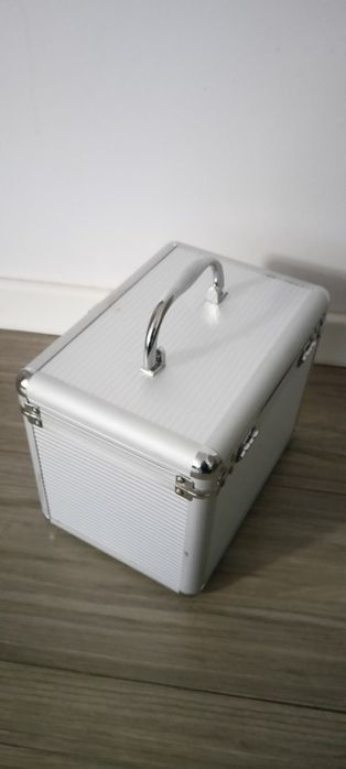 Kuferek aluminiowy skrzyneczka