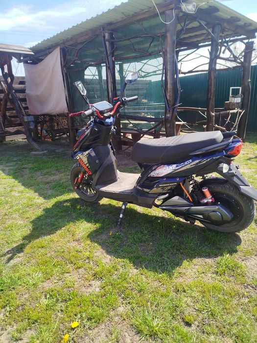 Corso Hurricane 2500 w літій залізо фосфат 72v 40ah