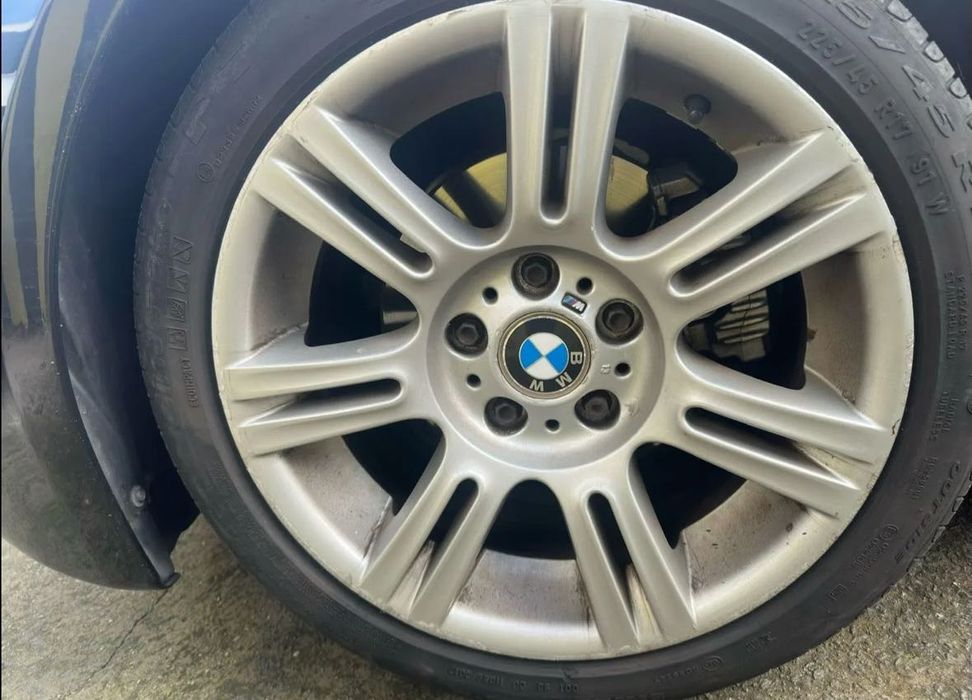 Jantes 17” BMW originais + alargadores. Aceito propostas