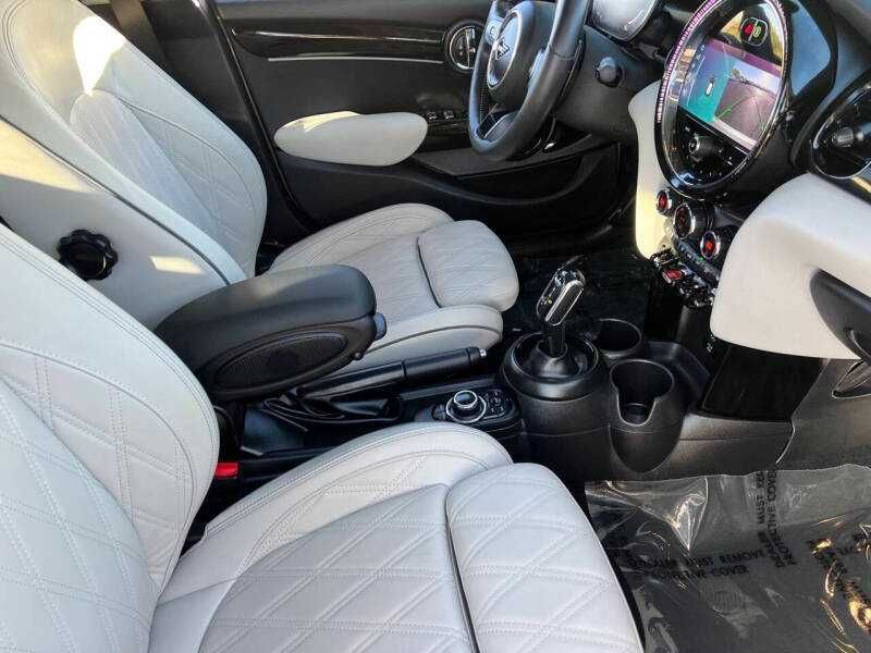 2022 MINI Hardtop 4 Door