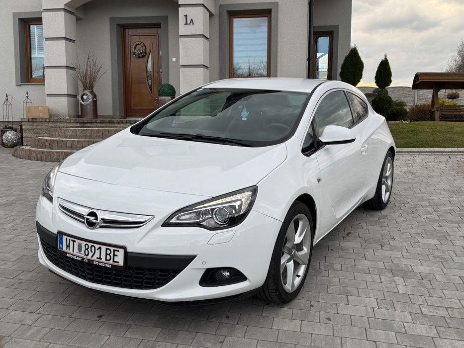 Opel Astra 2012 Rok 1.4 Turbo !!! GTC Super Stan !!!