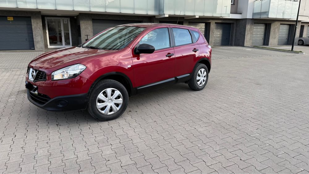 Nissan Qashqai 1.6 benzyna