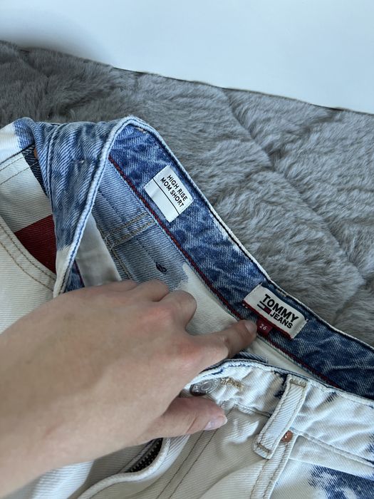 Szorty Tommy Jeans r.26