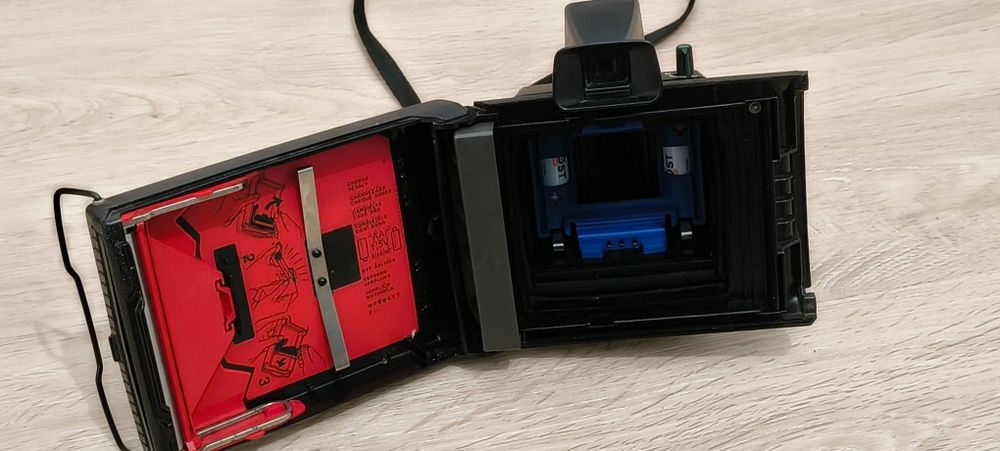 Polaroid EE44 instax
