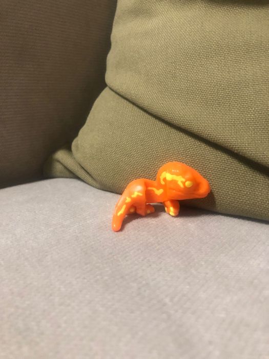 Figurka Kinder Joy Jurassic World