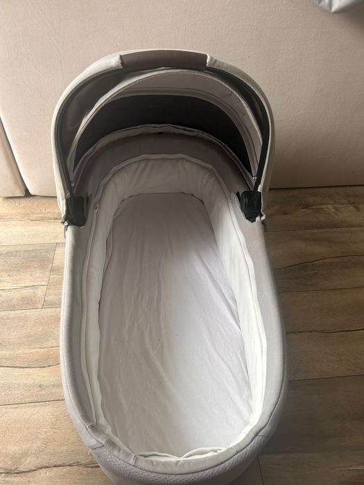 Sprzedam gondolę Cybex cot S