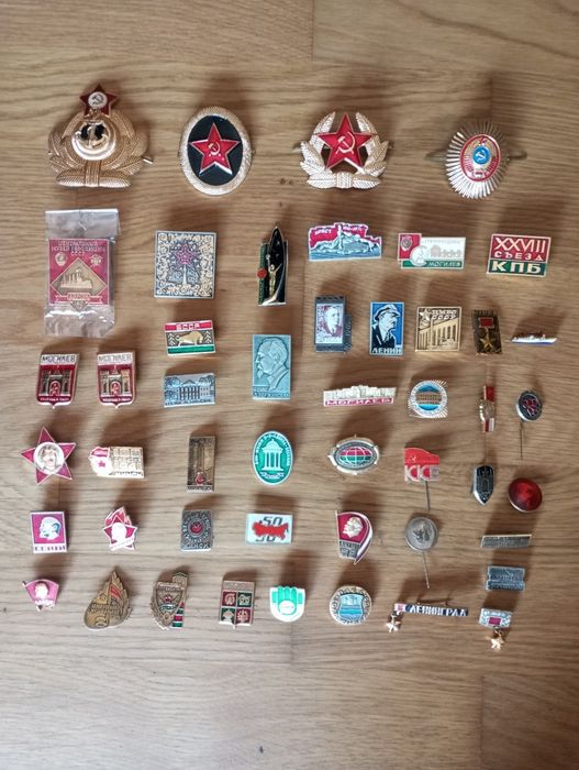 Alfinetes crachás da ex-URSS