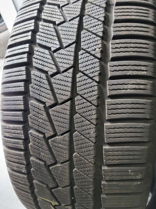 шини 245 45 19 Continental TS 860 S