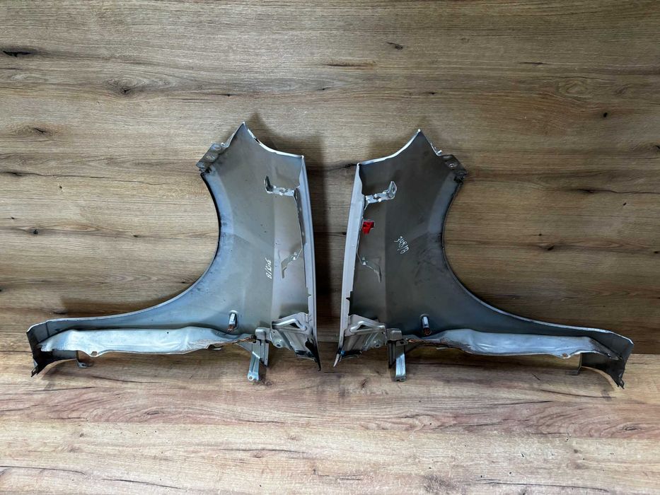 Błotnik przedni lewy prawy Fiat Grande Punto kolor 348/b