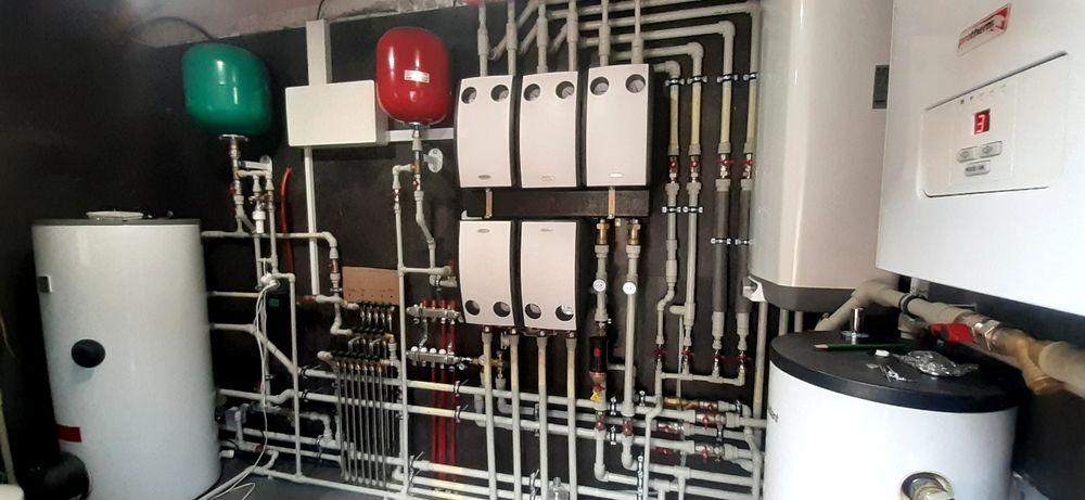 Послуги Сантехніка .