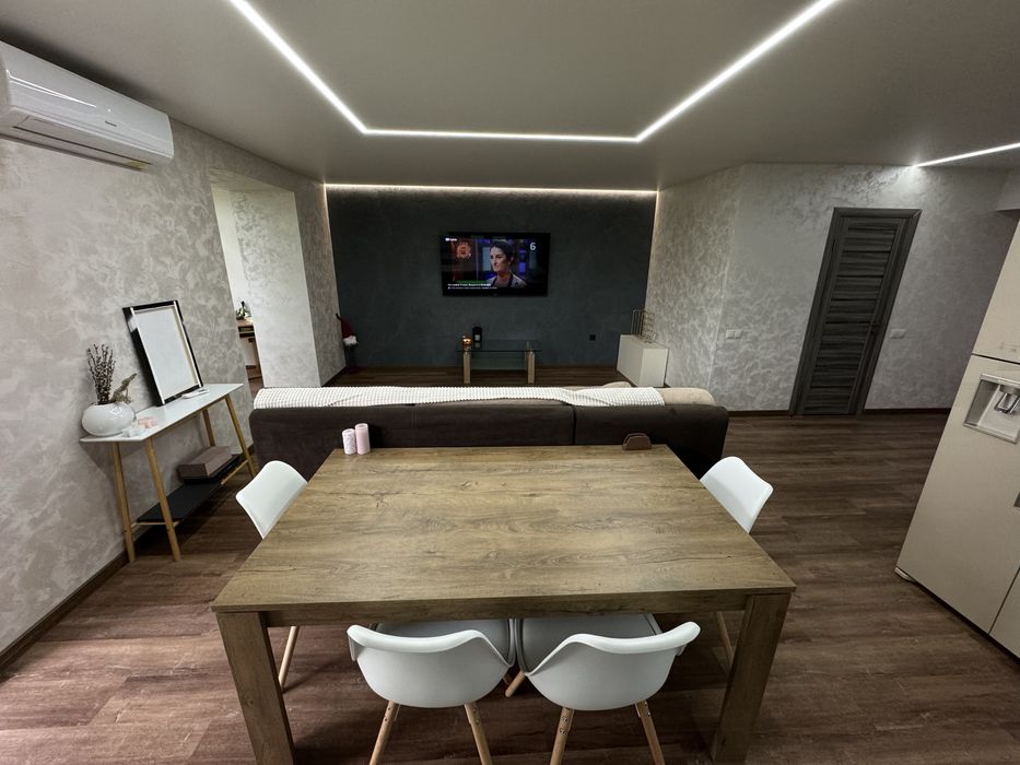 ‼️ Центр міста ‼️ Новий ремонт, продаж з меблями та технікою