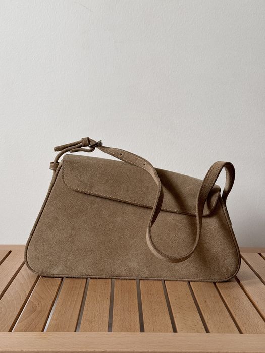 Juna Suede Sand Bag