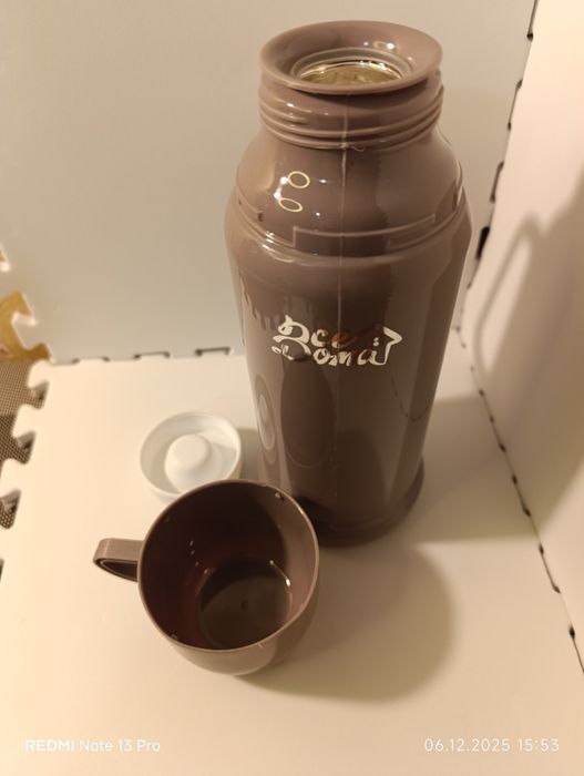 Термос для напоїв та їжі