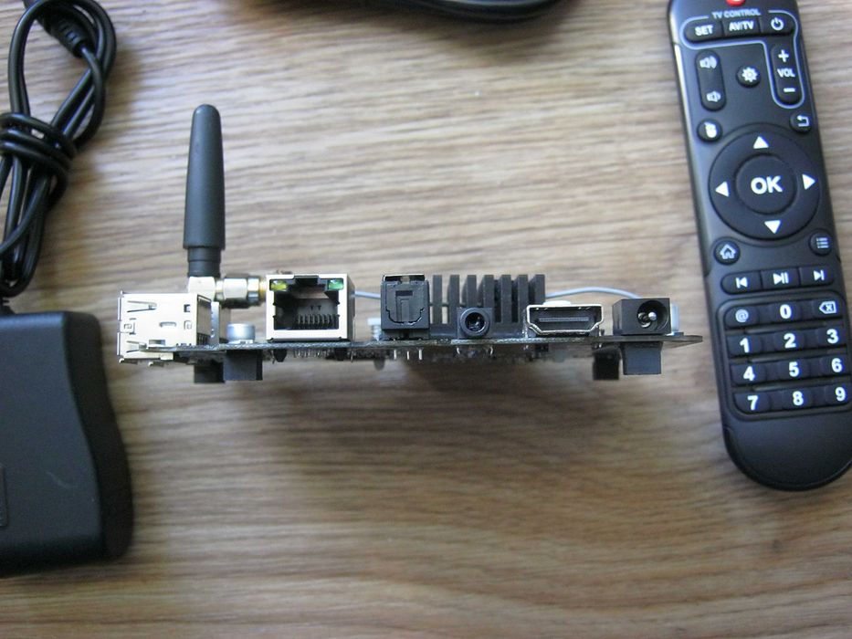 Smart TV Box X92 (2/16) без корпуса (Android TV-9) - бесплатно 2000 ТВ каналов