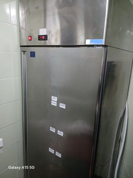 Congelador Vertical Industrial Jordão