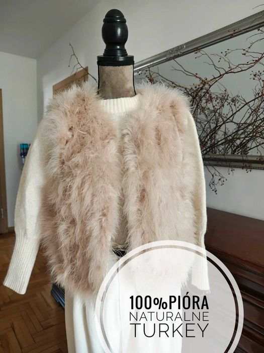 Ekskluzywna kremowa  kamizelka z naturalnych piór  boho glamour S/M