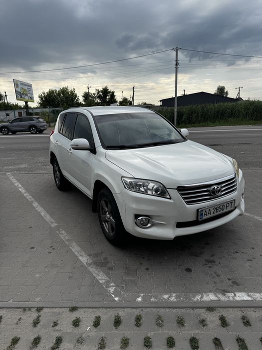 Toyota RAV-4 2012