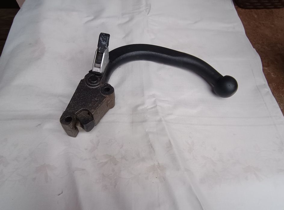 Гак (фаркоп) Peugeot 3008-5008