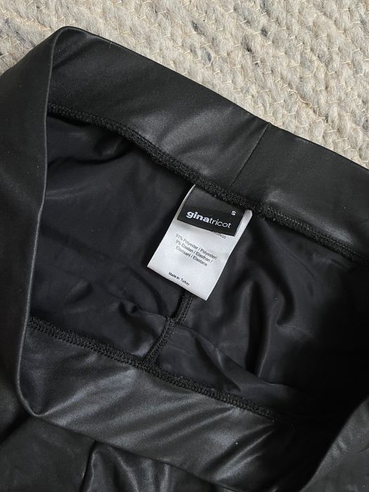 Gina Tricot nowe legginsy błyszczące imitacja skóry czarne S