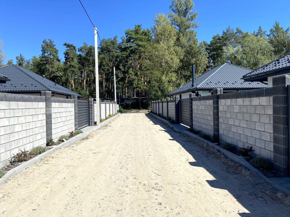 Якісний будинок з газом у котеджному містечку