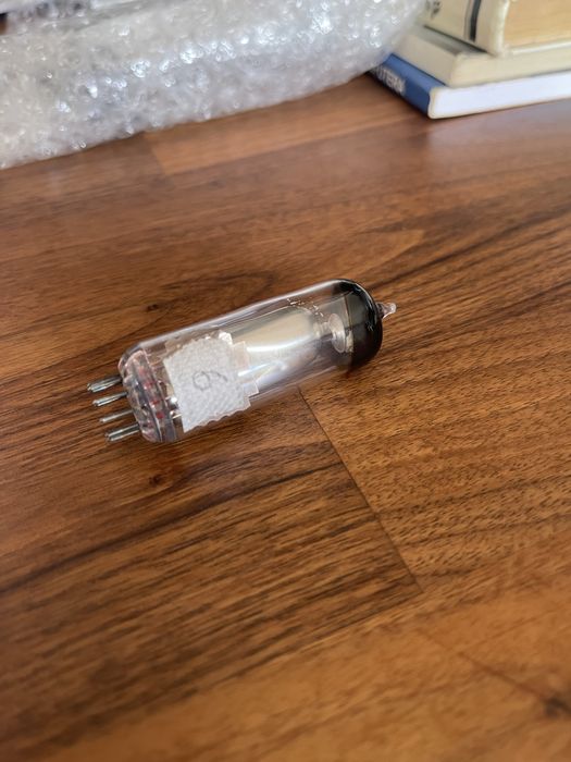 Lampa EM80 EM81 6E1P Magiczne Oko Beethoven