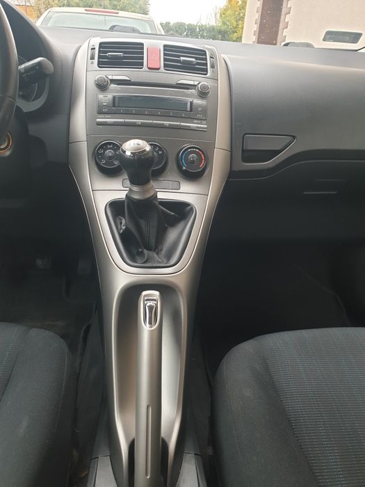 Toyota Auris 1,6 benzyna 2008