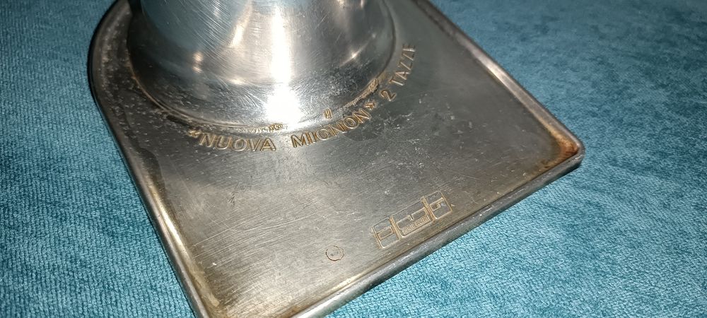 Cafeteira rara e antiga ferro fundido modelo Mignon Anos 60