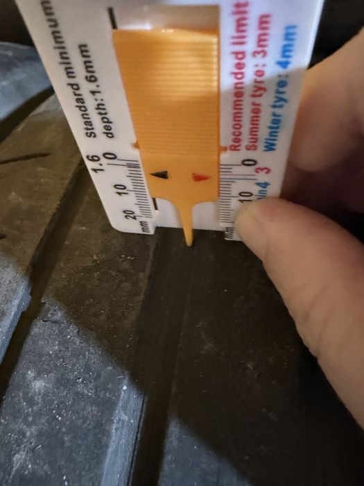 Opony letnie Dunlop 235/55 r19