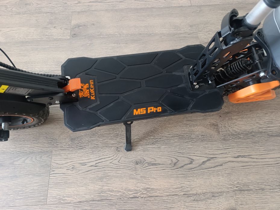 Електро самокат Kukirin M5 pro