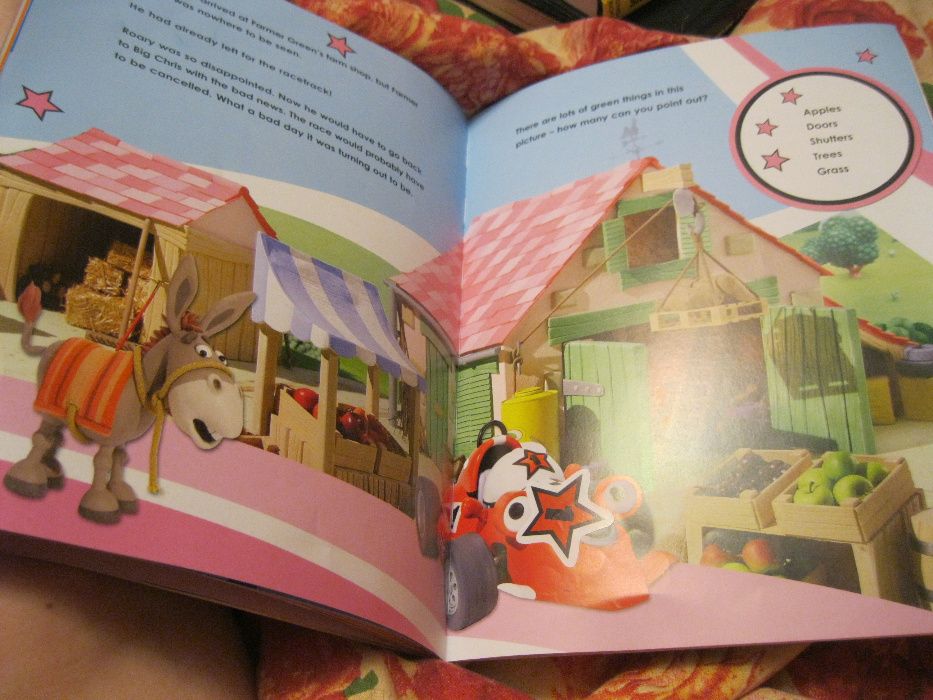 книга английский язык детская Roary’s Big Race: Sticker Storybook Boo