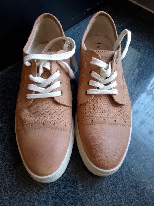 Buty trzewiki Lasocki skóra 38