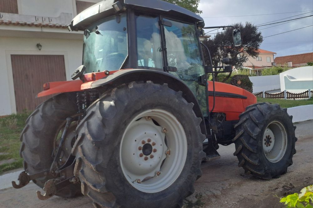 Trator same explorer 3 100 4x4 com inversor