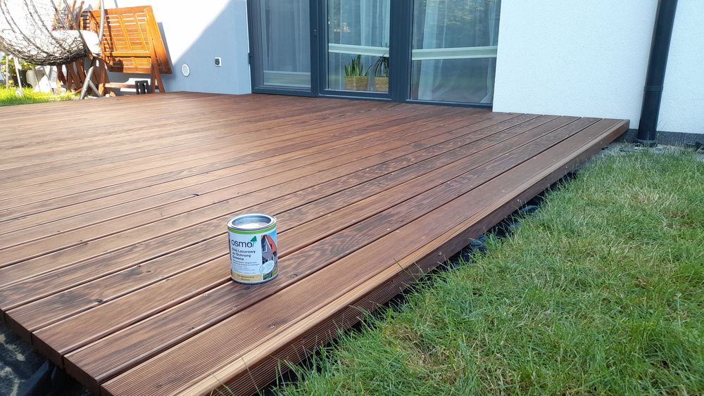 Taras drewniany zabudowa tarasu deska tarasowa modrzew