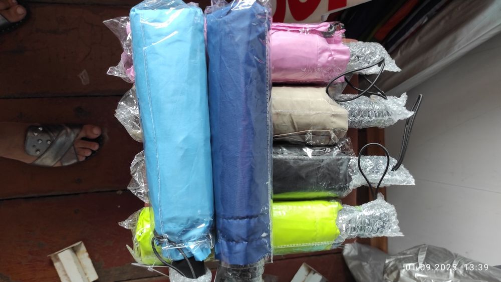 Продам зонт 16 спиц.