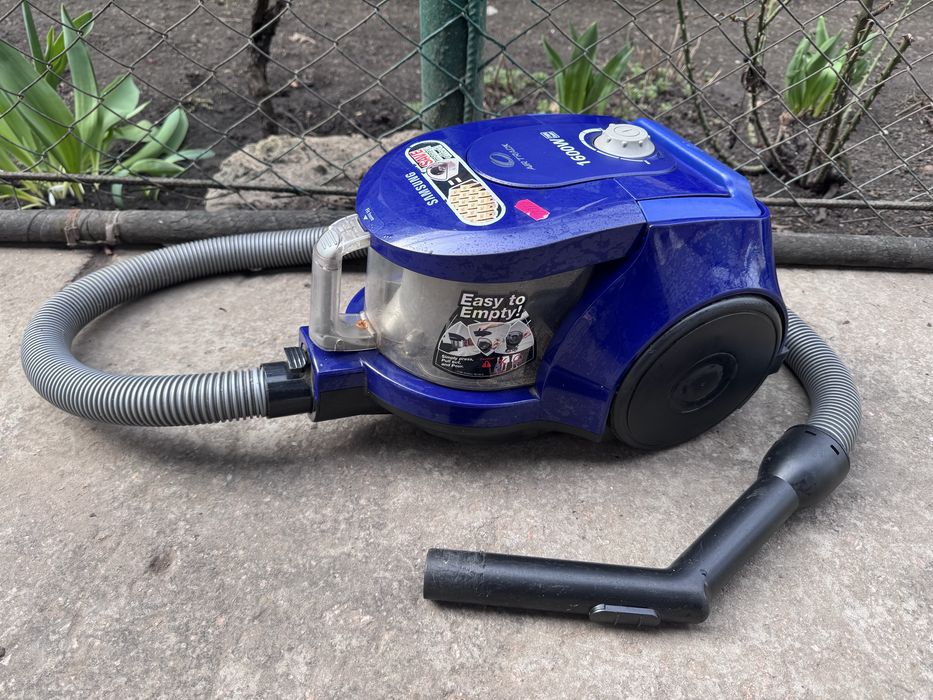 пилосос без мішка серії Samsung AirTrack 1600W