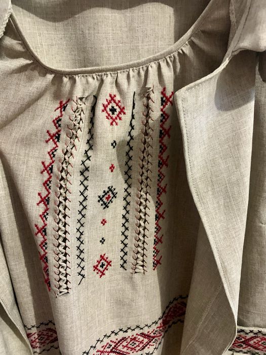 Вишитий костюм. Жіночий костюм. Вишиванка. 44розмір.