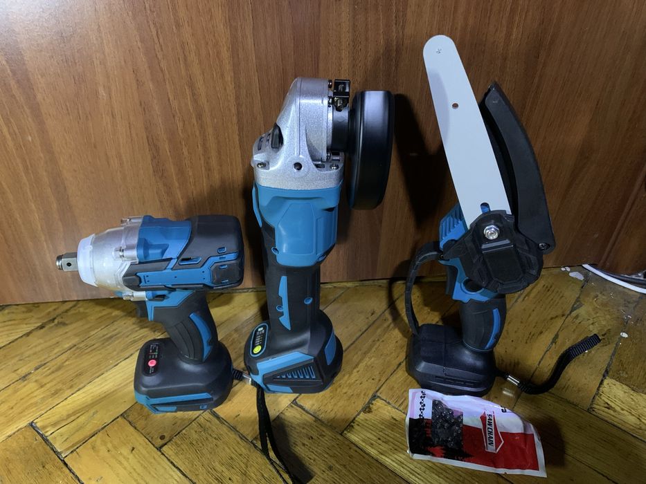 Інструмент під АКБ Макіта