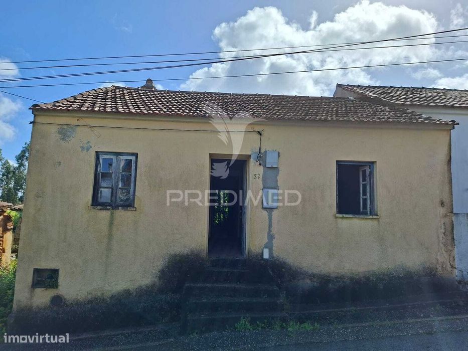 Casa de Campo para Recuperação com Vista para a Barragem de Castelo...
