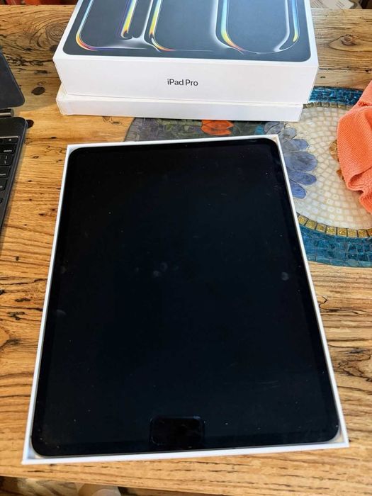 Apple iPad Pro 13" 2024 M4 256GB WiFi + Cellular A2926