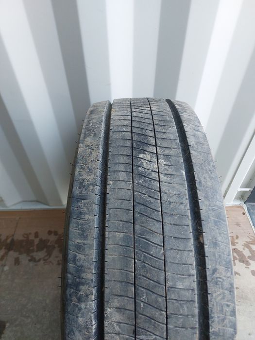 Opona 245/70 R17.5