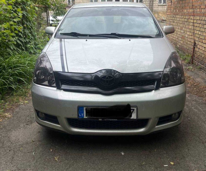 Разборка TOYOTA AVENSIS T25 Corolla Verso Avensis Verso 2,0D 1.8i