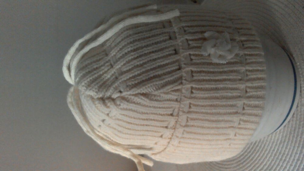 Продам детские шапки